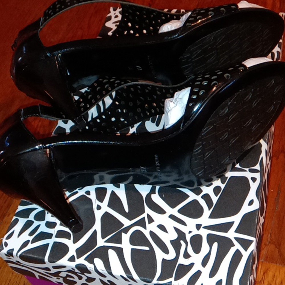 DIANE VON FURSTENBERG HEELS 👠 - Picture 9 of 12